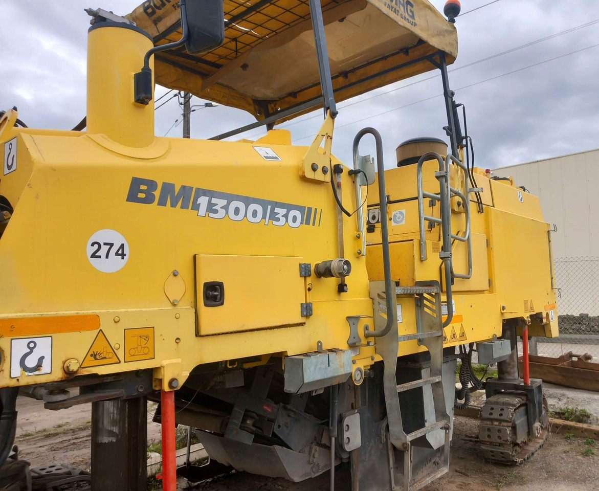 Bomag BM 1300/30 - Kaltfräse: das Bild 4 Bomag BM 1300/30 - Kaltfräse: das Bild 4