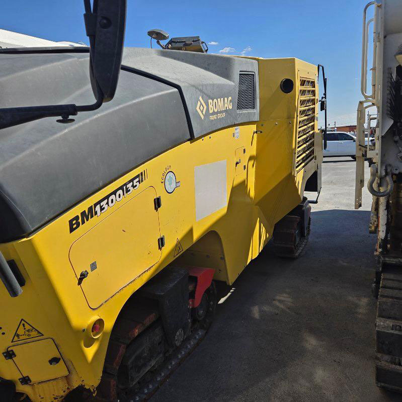 Bomag BM 1300/35 - Kaltfräse: das Bild 3 Bomag BM 1300/35 - Kaltfräse: das Bild 3