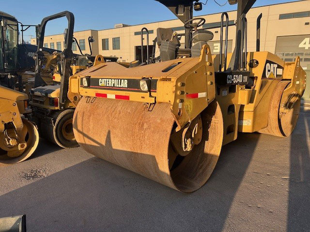 Caterpillar CB-543D XW - Walzen: das Bild 3 Caterpillar CB-543D XW - Walzen: das Bild 3