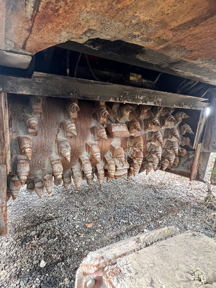 Dynapac PL2000 - Kaltfräse: das Bild 5 Dynapac PL2000 - Kaltfräse: das Bild 5