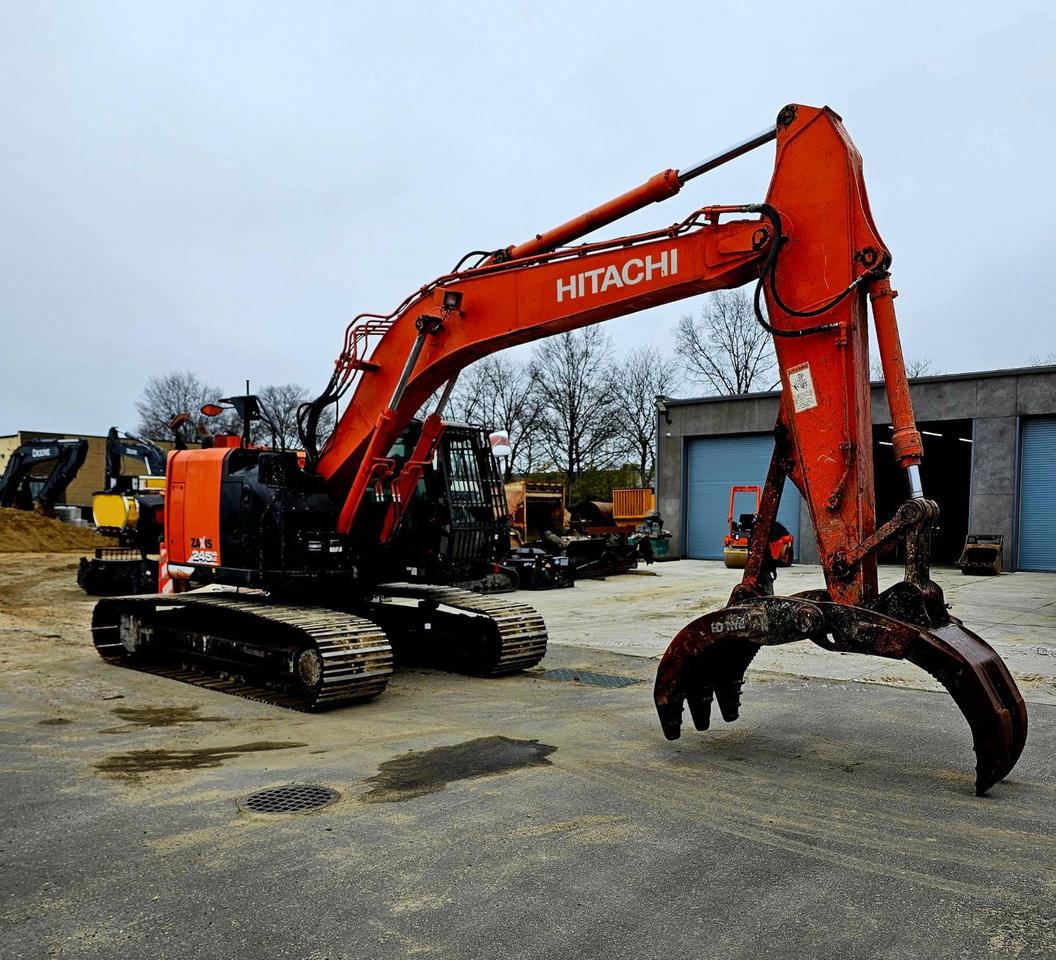 Hitachi ZX450USLC-6 - Kettenbagger: das Bild 3 Hitachi ZX450USLC-6 - Kettenbagger: das Bild 3