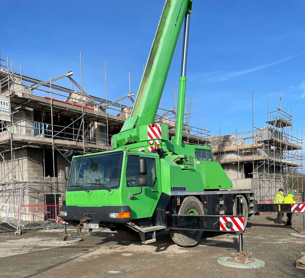 Liebherr LTM 1040-2.1 - Mobilkran: das Bild 1 Liebherr LTM 1040-2.1 - Mobilkran: das Bild 1
