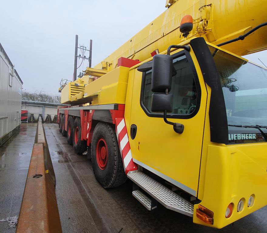 Liebherr LTM 1220-5.1 - Mobilkran: das Bild 3 Liebherr LTM 1220-5.1 - Mobilkran: das Bild 3