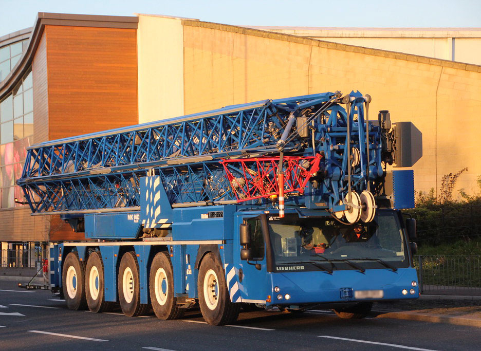 Liebherr MK 140 Plus - Turmkran: das Bild 1 Liebherr MK 140 Plus - Turmkran: das Bild 1
