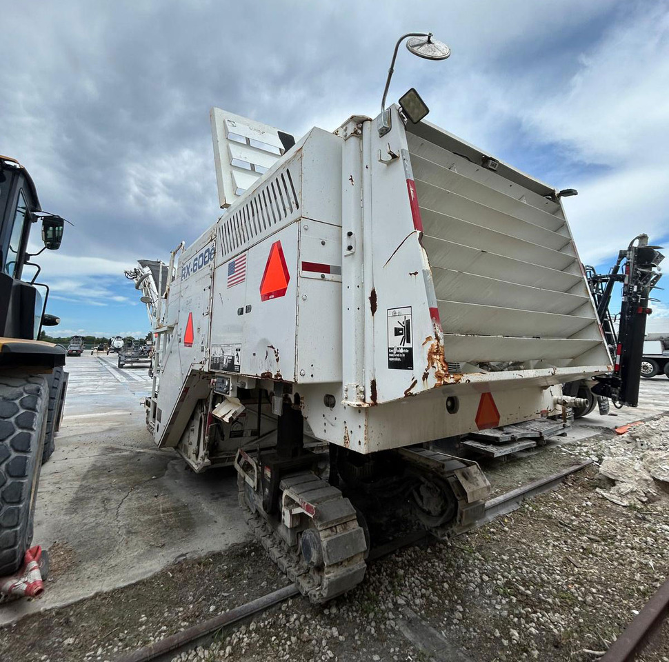 Roadtec RX-600E - Kaltfräse: das Bild 5 Roadtec RX-600E - Kaltfräse: das Bild 5