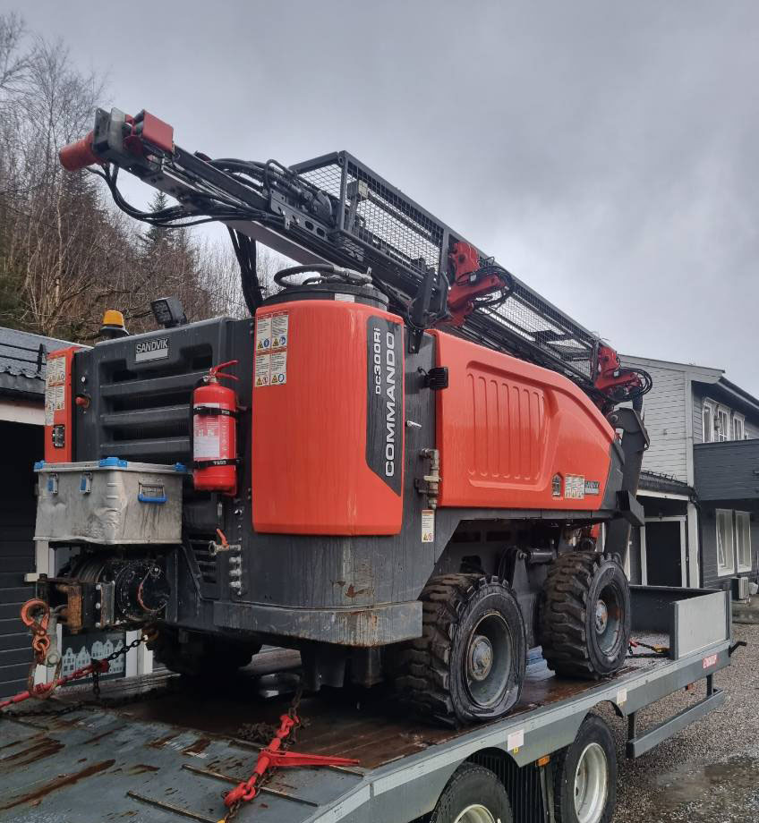 Sandvik Commando DC300Ri - Bohrgerät: das Bild 4 Sandvik Commando DC300Ri - Bohrgerät: das Bild 4