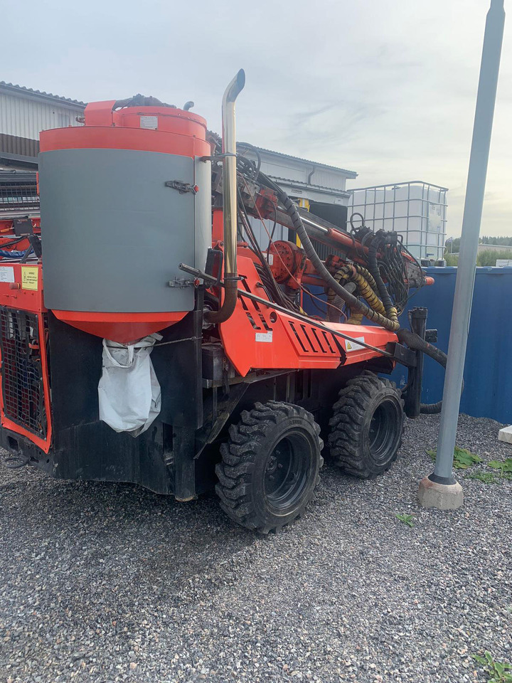 Sandvik DC122R - Bohrgerät: das Bild 2 Sandvik DC122R - Bohrgerät: das Bild 2