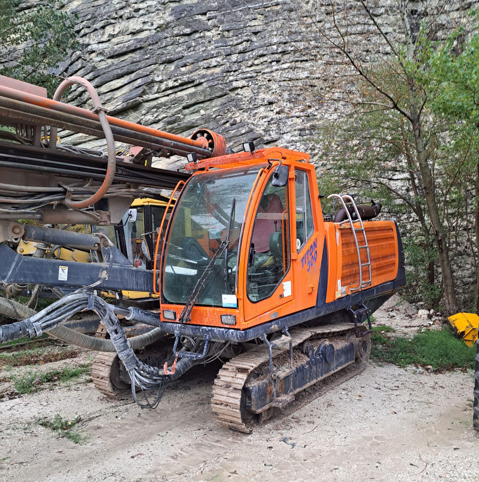 Sandvik Titon 300 - Bohrgerät: das Bild 1 Sandvik Titon 300 - Bohrgerät: das Bild 1