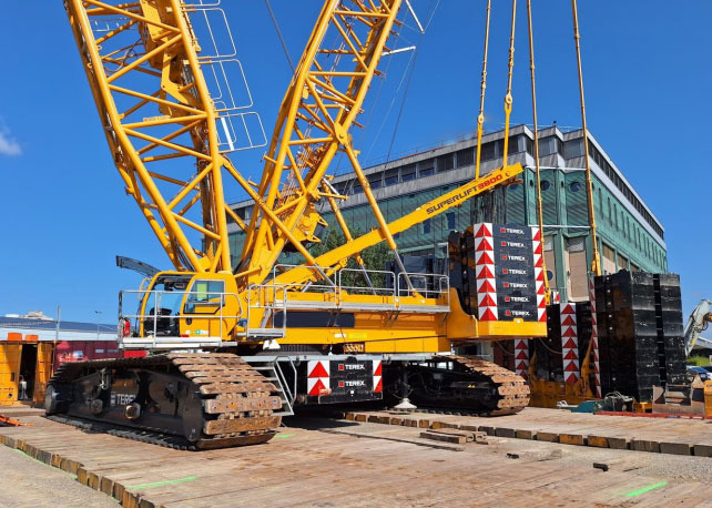 Terex Demag CC 3800-1 - Raupenkran: das Bild 2 Terex Demag CC 3800-1 - Raupenkran: das Bild 2