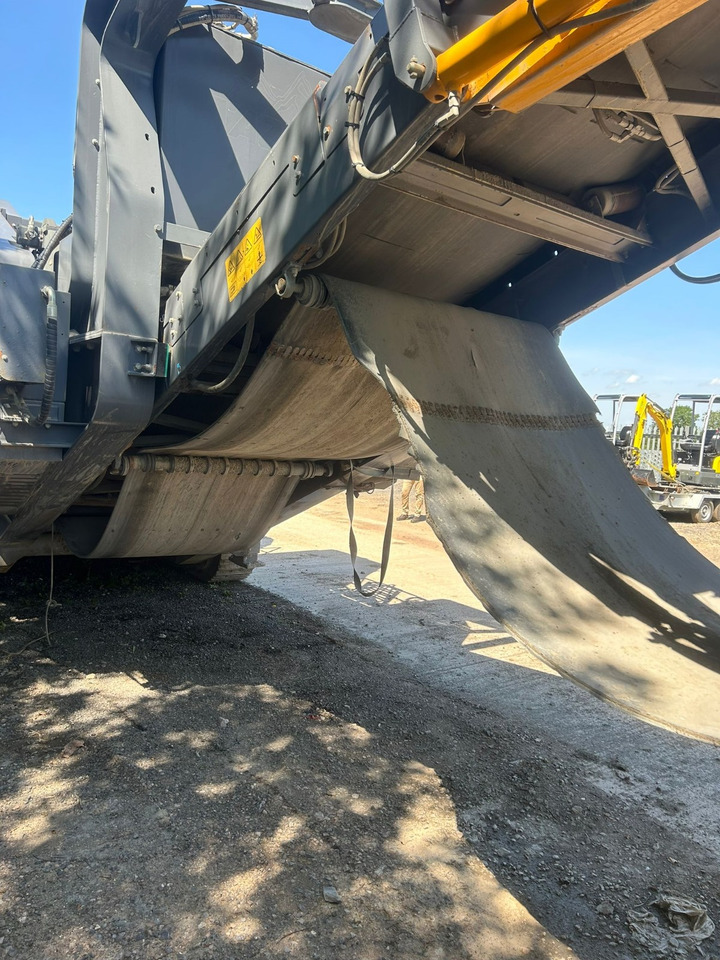 Tesab 800i - Backenbrecher: das Bild 5 Tesab 800i - Backenbrecher: das Bild 5