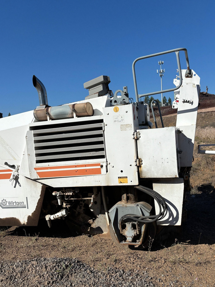 Wirtgen W 1200 F - Kaltfräse: das Bild 4 Wirtgen W 1200 F - Kaltfräse: das Bild 4