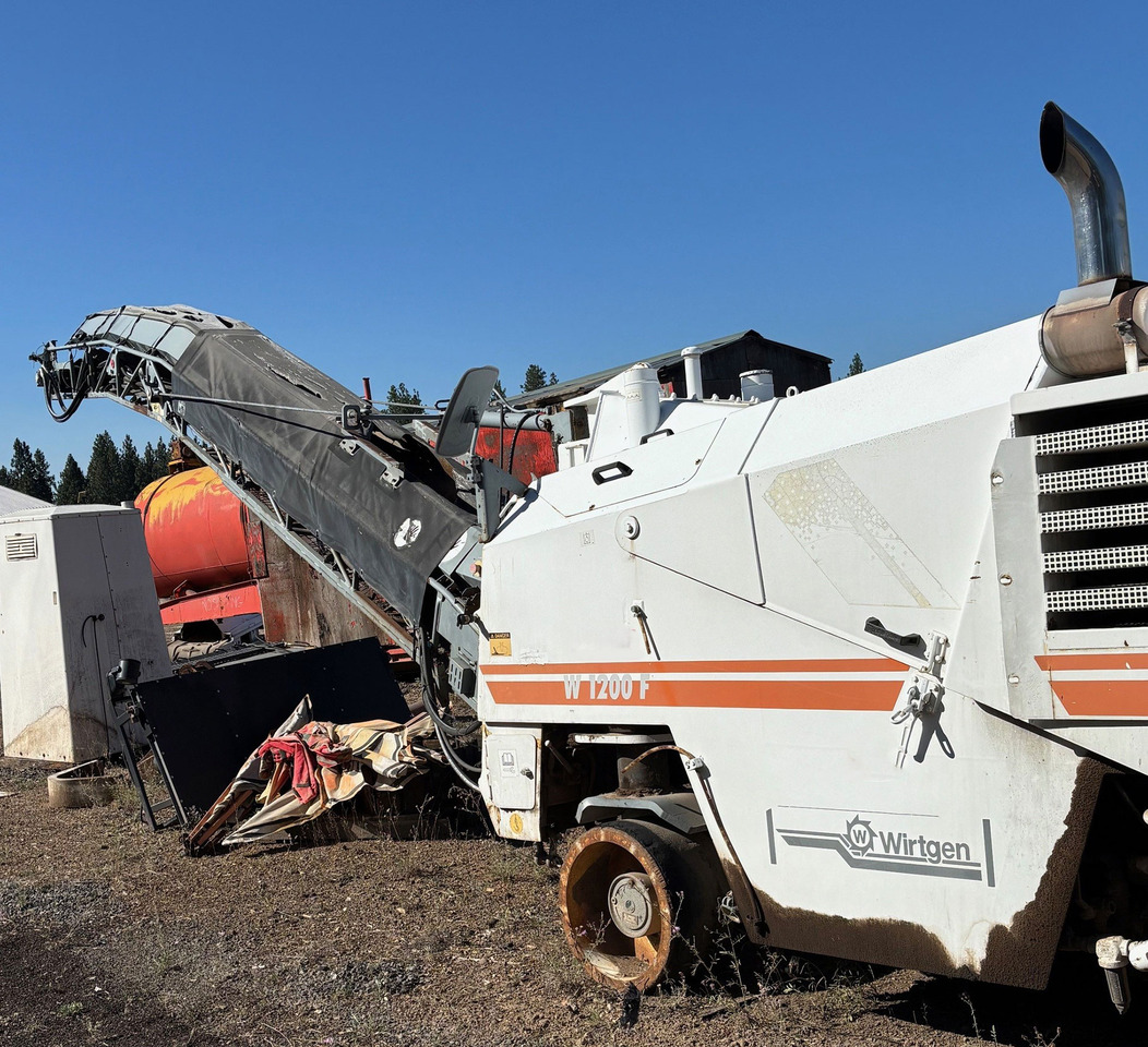 Wirtgen W 1200 F - Kaltfräse: das Bild 3 Wirtgen W 1200 F - Kaltfräse: das Bild 3