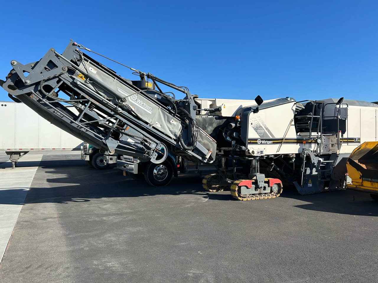 Wirtgen W 200 I - Kaltfräse: das Bild 2 Wirtgen W 200 I - Kaltfräse: das Bild 2