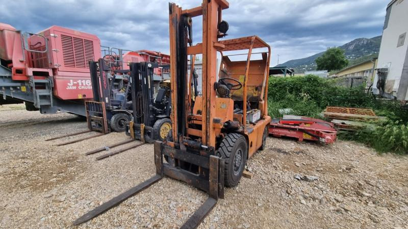 Komatsu FD25T - Dieselstapler: das Bild 2 Komatsu FD25T - Dieselstapler: das Bild 2