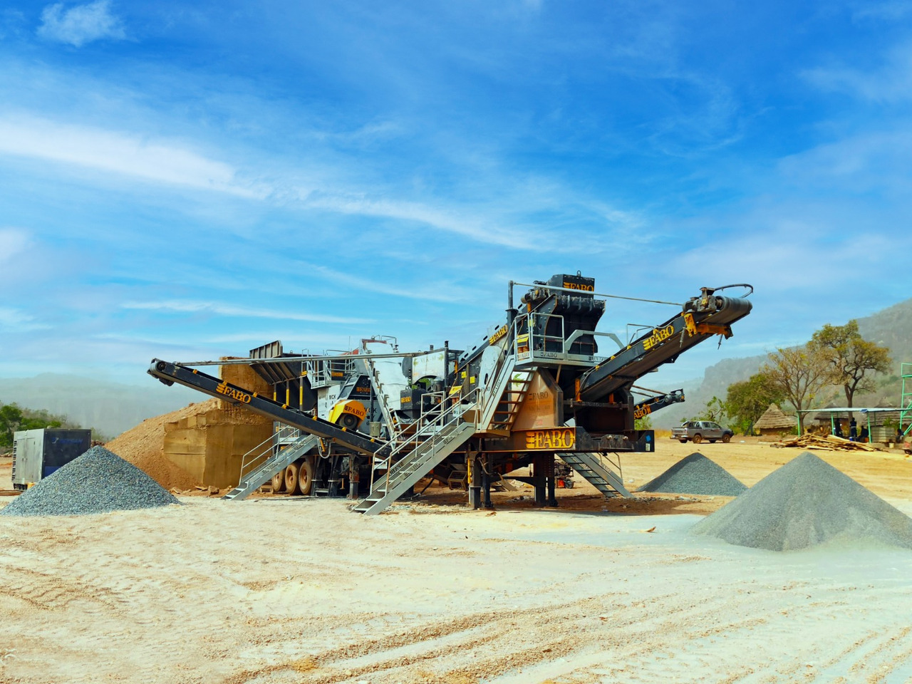 FABO Mining machinery-crushing plant - Bergbaumaschine: das Bild 1 FABO Mining machinery-crushing plant - Bergbaumaschine: das Bild 1