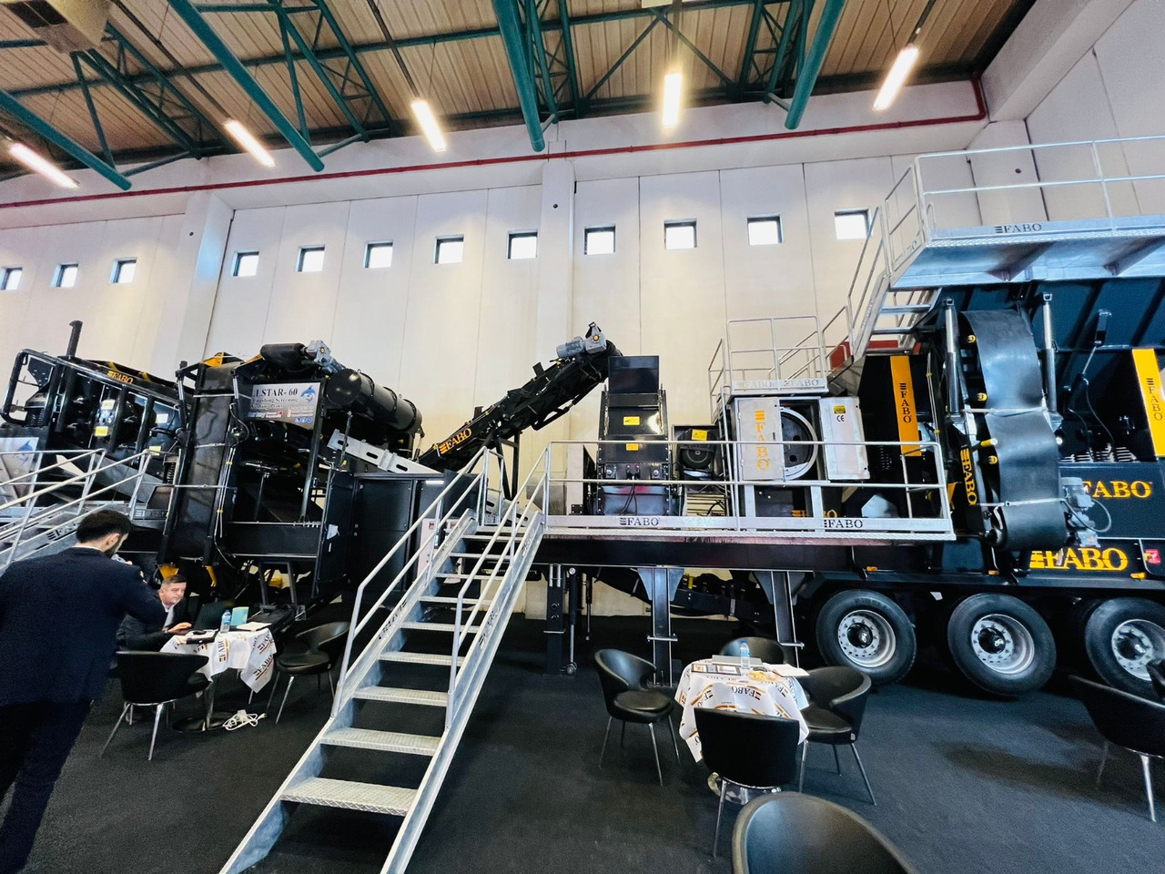 FABO mobile jaw crusher - Backenbrecher: das Bild 3 FABO mobile jaw crusher - Backenbrecher: das Bild 3