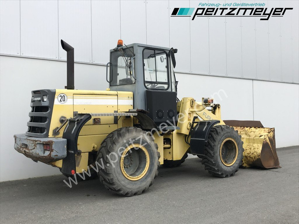 FURUKAWA RADLADER 325 Klima - Radlader: das Bild 4 FURUKAWA RADLADER 325 Klima - Radlader: das Bild 4