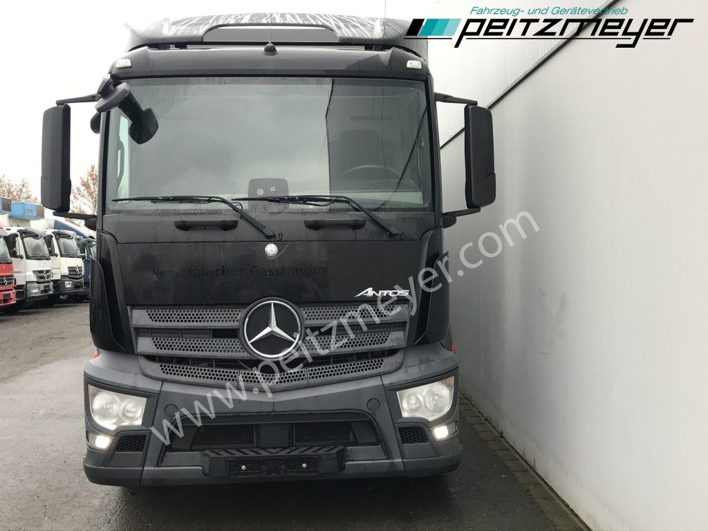 MERCEDES-BENZ Antos 2543 LL Getränke Schiebeplane Retarder, 2 x AHK, LBW 2 t., Lenkachse - Getränkeaufbau LKW: das Bild 5 MERCEDES-BENZ Antos 2543 LL Getränke Schiebeplane Retarder, 2 x AHK, LBW 2 t., Lenkachse - Getränkeaufbau LKW: das Bild 5