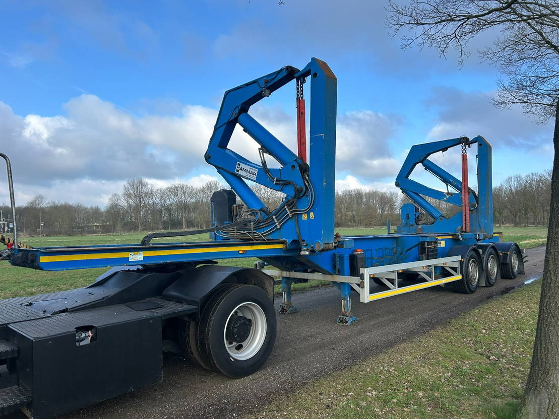 Hammar Sideloader 160 E / 20ft - 2 x 20 ft - 40 - Containers / 33 tons lifting c - Container/ Wechselfahrgestell Auflieger: das Bild 1 Hammar Sideloader 160 E / 20ft - 2 x 20 ft - 40 - Containers / 33 tons lifting c - Container/ Wechselfahrgestell Auflieger: das Bild 1