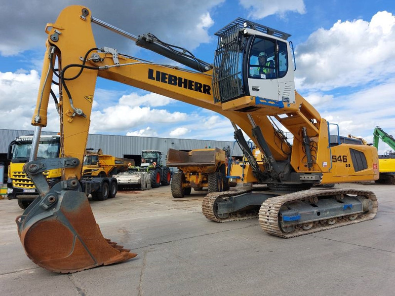 Liebherr R946 LC (Lifting Cab) - Kettenbagger: das Bild 2 Liebherr R946 LC (Lifting Cab) - Kettenbagger: das Bild 2