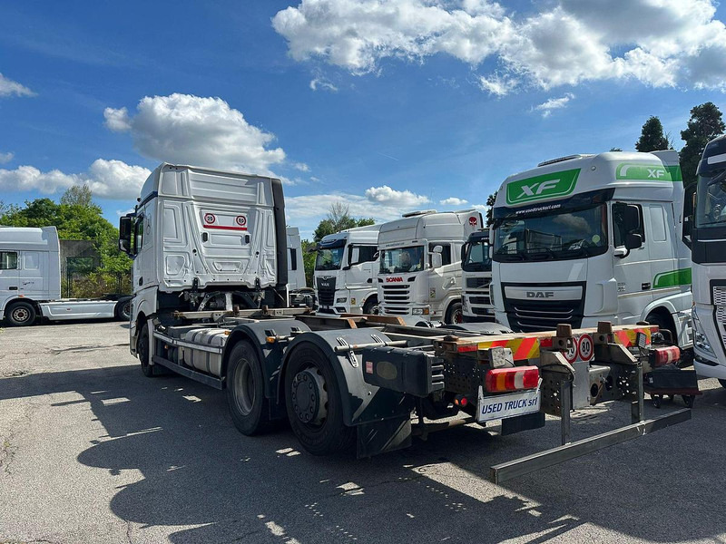Mercedes-Benz ACTROS 2545 - Fahrgestell LKW: das Bild 4 Mercedes-Benz ACTROS 2545 - Fahrgestell LKW: das Bild 4