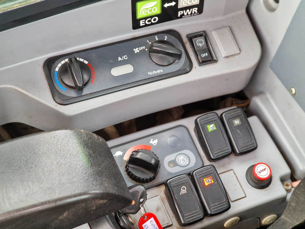 KUBOTA KX080-4. Metal tracks. – Leasing KUBOTA KX080-4. Metal tracks.: das Bild 19 KUBOTA KX080-4. Metal tracks. – Leasing KUBOTA KX080-4. Metal tracks.: das Bild 19