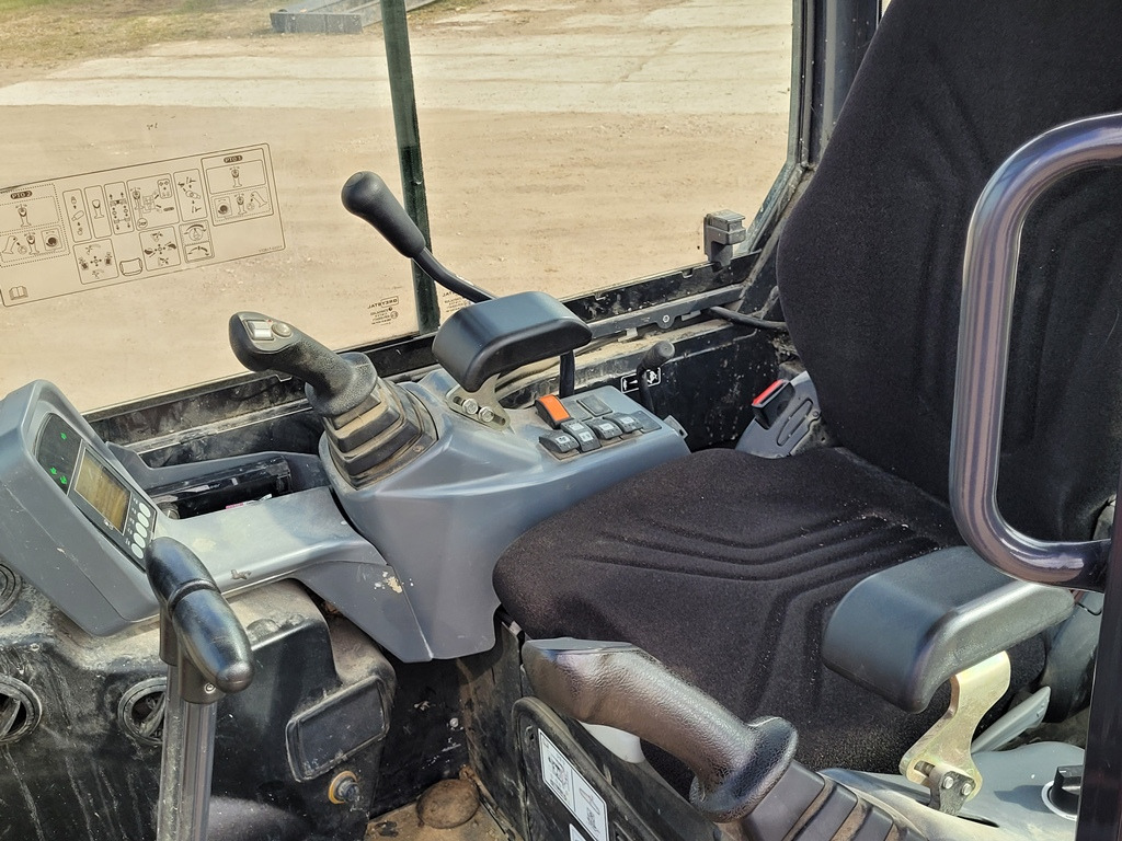 Minibagger YANMAR SV26: das Bild 9