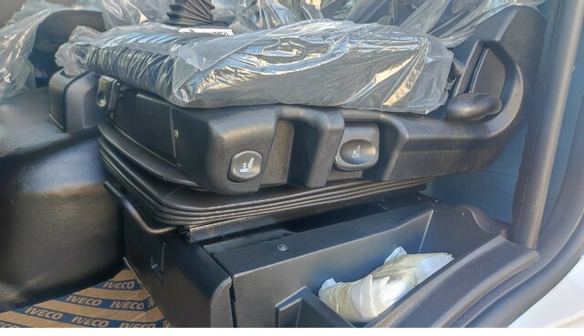 IVECO EuroCargo ML120EL21 EVI_E-AC+ PILOT+PTO... - Fahrgestell LKW: das Bild 5 IVECO EuroCargo ML120EL21 EVI_E-AC+ PILOT+PTO... - Fahrgestell LKW: das Bild 5