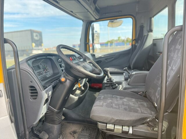MERCEDES-BENZ Atego 1022 L Pritsche / Klima / Tachograph... - Abschleppwagen: das Bild 5 MERCEDES-BENZ Atego 1022 L Pritsche / Klima / Tachograph... - Abschleppwagen: das Bild 5