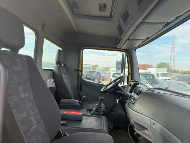 MERCEDES-BENZ Atego 1022 L Pritsche / Klima / Tachograph... - Abschleppwagen: das Bild 3 MERCEDES-BENZ Atego 1022 L Pritsche / Klima / Tachograph... - Abschleppwagen: das Bild 3