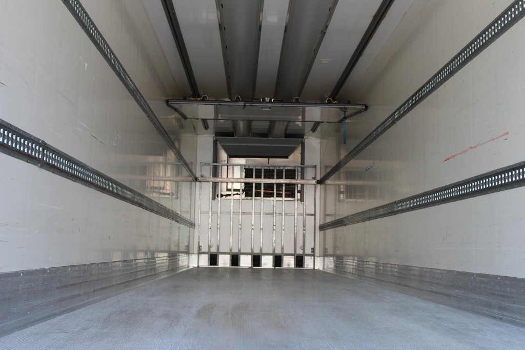 Chereau Thermo King SLXe 200 Aluboden FRC 06 2025 - Kühlkoffer Auflieger: das Bild 3 Chereau Thermo King SLXe 200 Aluboden FRC 06 2025 - Kühlkoffer Auflieger: das Bild 3