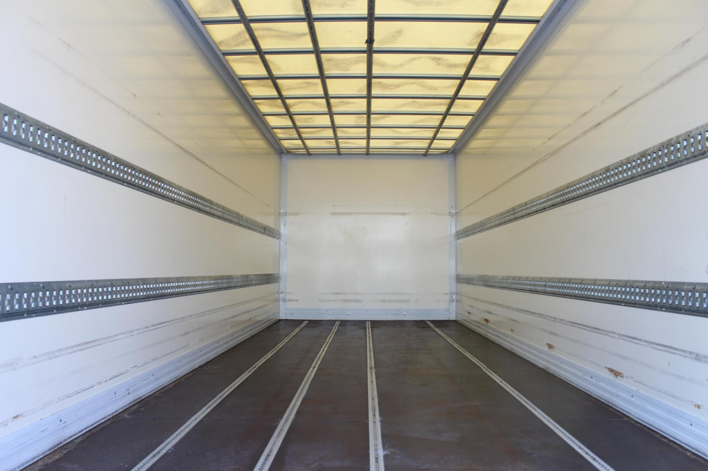 Mercedes-Benz Atego 1221 E6 Koffer Klima LDW Schalter LBW - LKW: das Bild 2 Mercedes-Benz Atego 1221 E6 Koffer Klima LDW Schalter LBW - LKW: das Bild 2