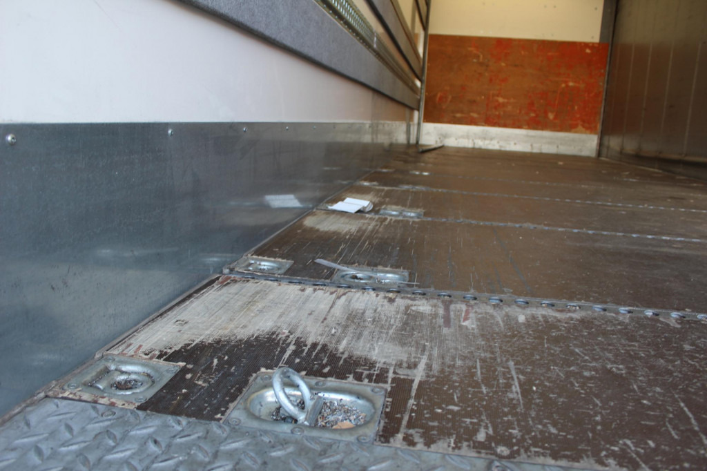 MAN TGM 18.290 Plane-Koffer 7,5 m Klima 499TKm - Plane LKW: das Bild 3 MAN TGM 18.290 Plane-Koffer 7,5 m Klima 499TKm - Plane LKW: das Bild 3