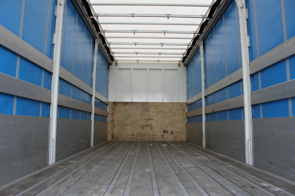 MAN TGS 18.440 Plane Zug Schlafplatz AHK Edscha - Plane LKW: das Bild 3 MAN TGS 18.440 Plane Zug Schlafplatz AHK Edscha - Plane LKW: das Bild 3