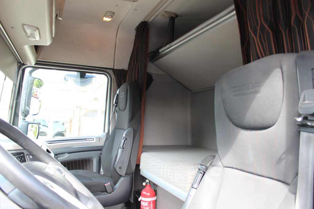 Daf XF 480 E6 Space Cab Standheizung 2 Liegen - Sattelzugmaschine: das Bild 4 Daf XF 480 E6 Space Cab Standheizung 2 Liegen - Sattelzugmaschine: das Bild 4