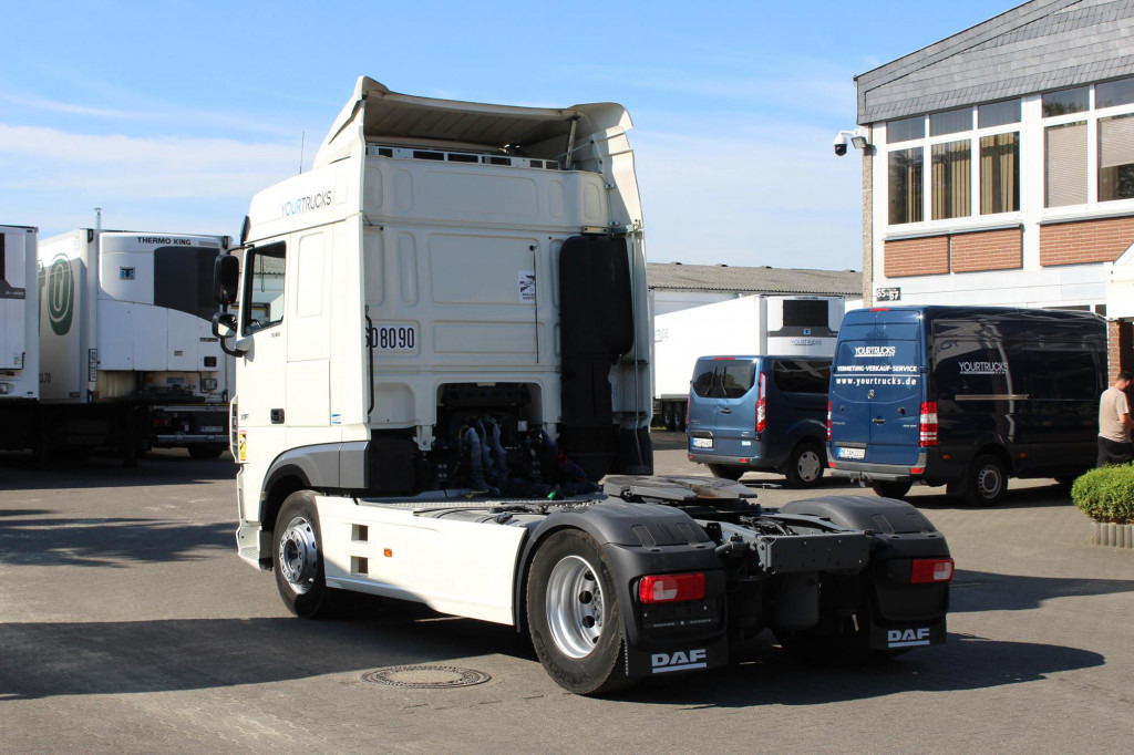 Sattelzugmaschine Daf XF 530 SC Retarder ACC LDWS Standklima Kühlbox: das Bild 12 Sattelzugmaschine Daf XF 530 SC Retarder ACC LDWS Standklima Kühlbox: das Bild 12