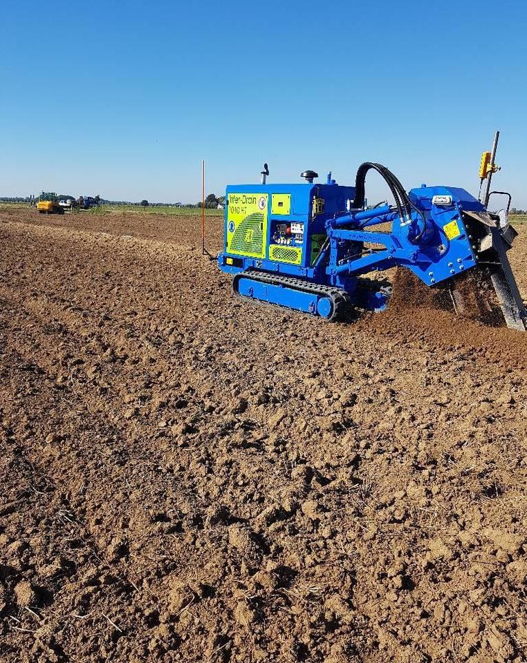 Inter-Drain 1010HT - Technik für Bodenbearbeitung: das Bild 4 Inter-Drain 1010HT - Technik für Bodenbearbeitung: das Bild 4