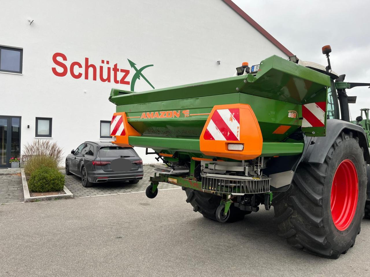 Amazone ZA-M 1501 Profis, Wiegestreuer, 2500 Liter - Düngerstreuer: das Bild 1 Amazone ZA-M 1501 Profis, Wiegestreuer, 2500 Liter - Düngerstreuer: das Bild 1