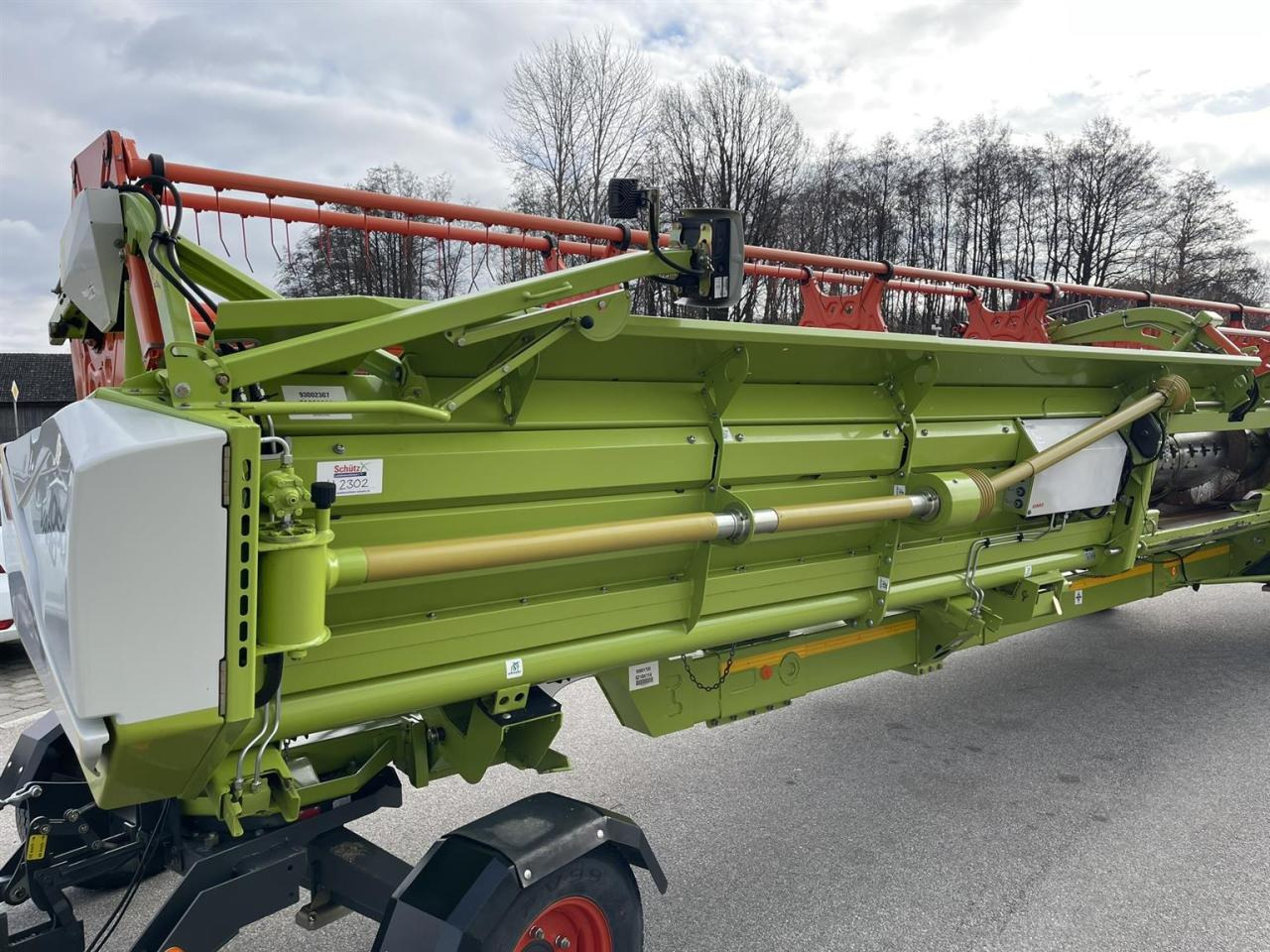 Schneidwerk CLAAS Schneidwerk Claas Vario V1050 mit LED Laserpilot links und rechts, Transportwagen 40 km/h: das Bild 6 Schneidwerk CLAAS Schneidwerk Claas Vario V1050 mit LED Laserpilot links und rechts, Transportwagen 40 km/h: das Bild 6
