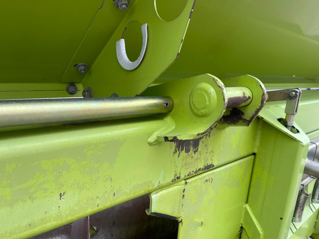 Schneidwerk CLAAS Schneidwerk V1050 inkl. Raps, Bj. 2008: das Bild 7 Schneidwerk CLAAS Schneidwerk V1050 inkl. Raps, Bj. 2008: das Bild 7