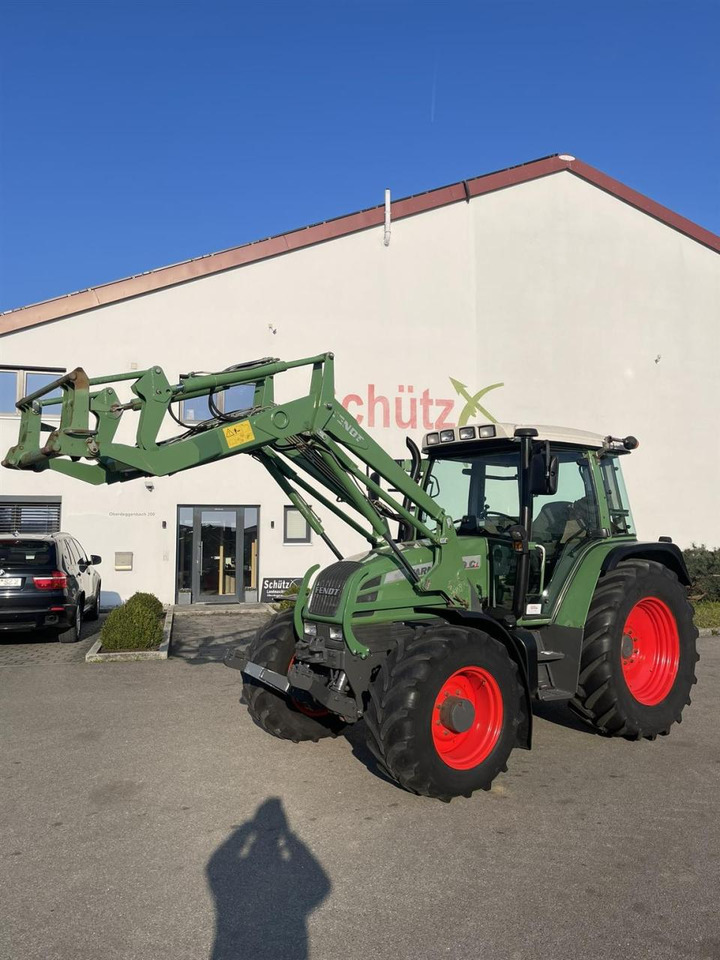 Fendt 309 Ci mit FL, Fh, Bj. 2005 - Traktor: das Bild 1 Fendt 309 Ci mit FL, Fh, Bj. 2005 - Traktor: das Bild 1