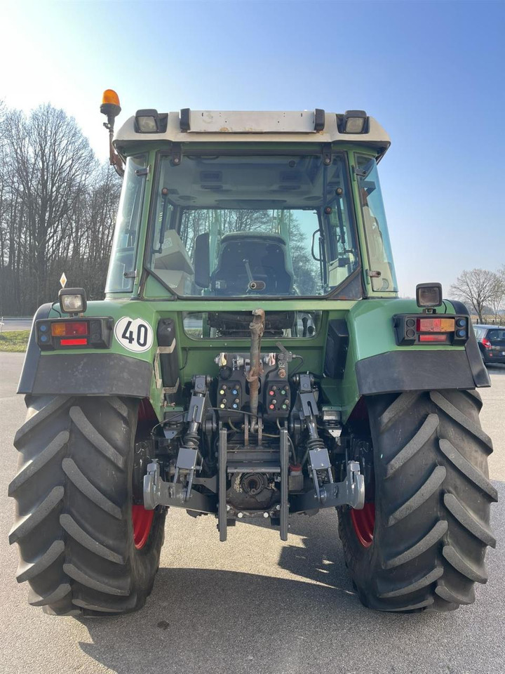 Fendt 309 Ci mit FL, Fh, Bj. 2005 - Traktor: das Bild 5 Fendt 309 Ci mit FL, Fh, Bj. 2005 - Traktor: das Bild 5