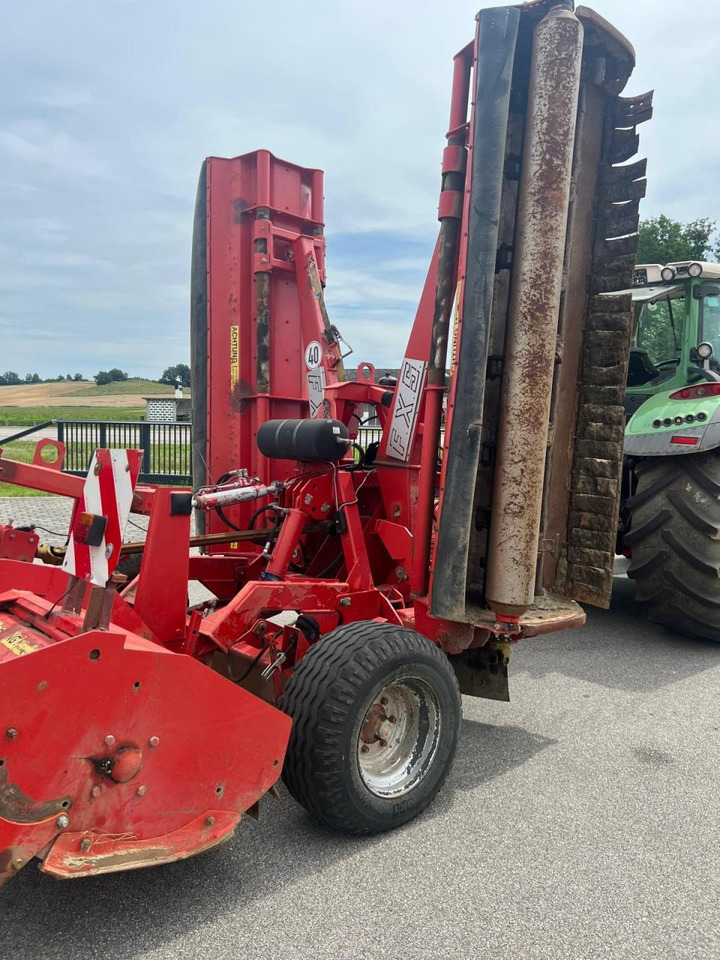 Sauerburger Pegasus 8000, Mulcher - Schlegelmäher: das Bild 2 Sauerburger Pegasus 8000, Mulcher - Schlegelmäher: das Bild 2
