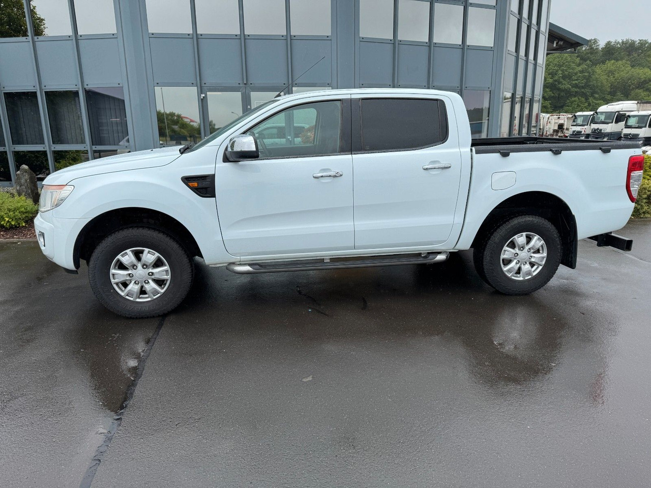 Ford Ranger XLT Doppelkabine 4x4 - SUV/ Geländewagen: das Bild 1 Ford Ranger XLT Doppelkabine 4x4 - SUV/ Geländewagen: das Bild 1