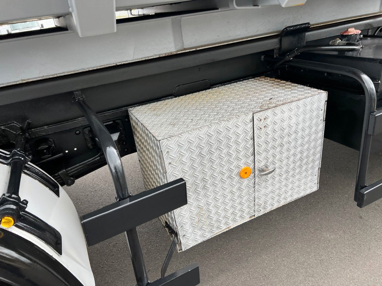 Abrollkipper Iveco Magirus Turbo 160-30 AH - Oldtimer- V 8 - Motor Iveco Magirus Turbo 160-30 AH - Oldtimer- V 8 - Motor: das Bild 8 Abrollkipper Iveco Magirus Turbo 160-30 AH - Oldtimer- V 8 - Motor Iveco Magirus Turbo 160-30 AH - Oldtimer- V 8 - Motor: das Bild 8