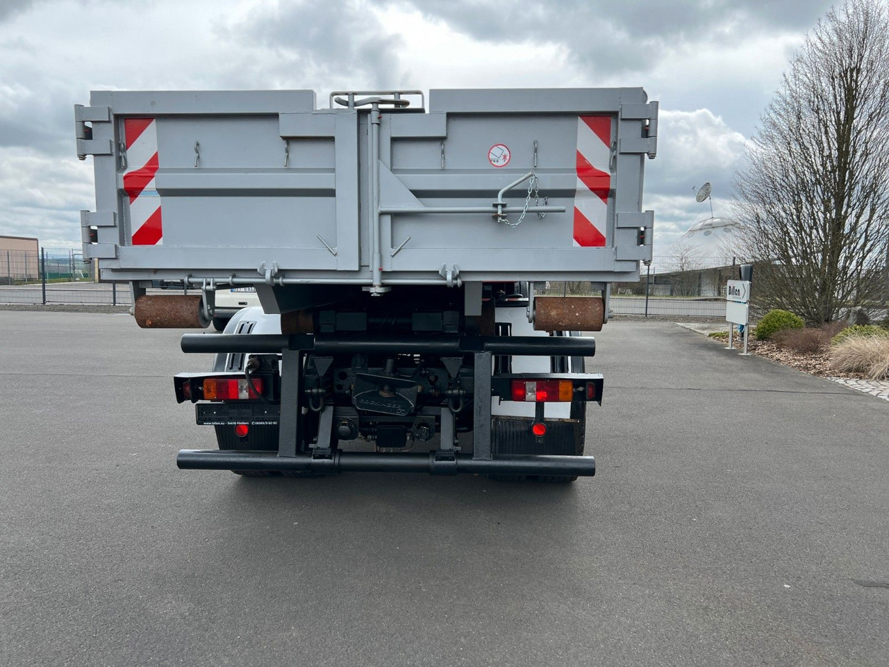 Abrollkipper Iveco Magirus Turbo 160-30 AH - Oldtimer- V 8 - Motor Iveco Magirus Turbo 160-30 AH - Oldtimer- V 8 - Motor: das Bild 6 Abrollkipper Iveco Magirus Turbo 160-30 AH - Oldtimer- V 8 - Motor Iveco Magirus Turbo 160-30 AH - Oldtimer- V 8 - Motor: das Bild 6