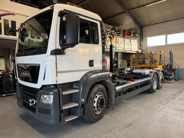 MAN 26.460 6x2 Hyfva 20.26 S - Abrollkipper: das Bild 3 MAN 26.460 6x2 Hyfva 20.26 S - Abrollkipper: das Bild 3