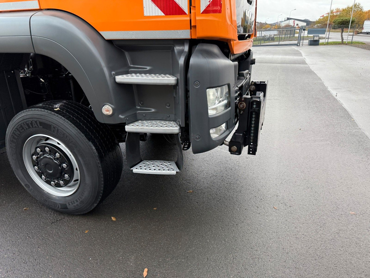 MAN TGS 18.360 4x4 Winterdienst Meiller Abroller - Abrollkipper: das Bild 5 MAN TGS 18.360 4x4 Winterdienst Meiller Abroller - Abrollkipper: das Bild 5