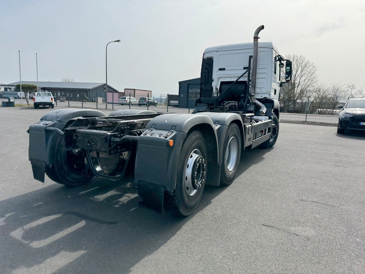 MAN TGS 28.320 6x2 Hydraulik - Fahrgestell LKW: das Bild 4 MAN TGS 28.320 6x2 Hydraulik - Fahrgestell LKW: das Bild 4