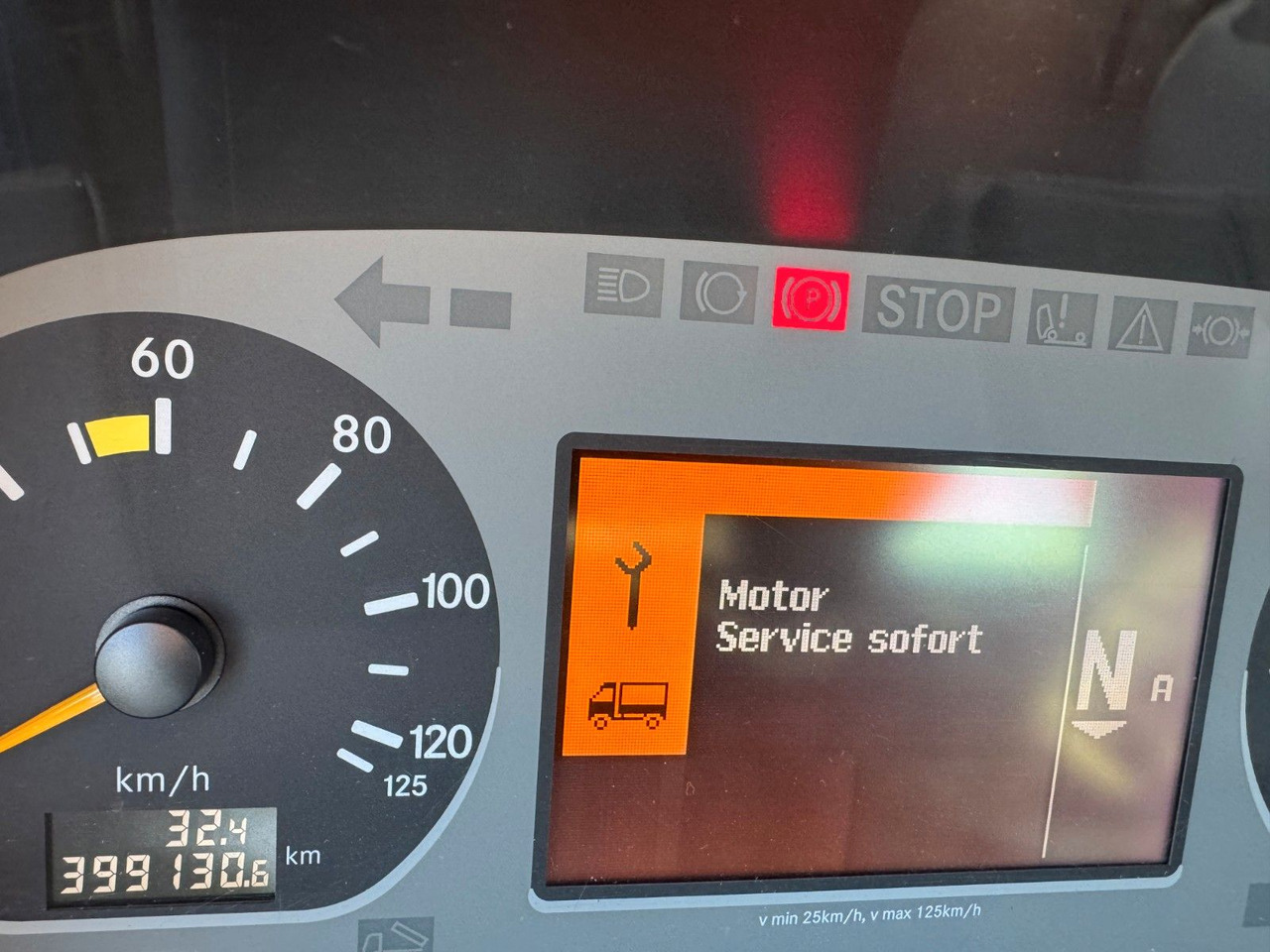 Mercedes-Benz Actros 3341 6x6 Kipperfahrgestell mit Zylinder - Fahrgestell LKW: das Bild 5 Mercedes-Benz Actros 3341 6x6 Kipperfahrgestell mit Zylinder - Fahrgestell LKW: das Bild 5